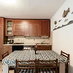 La Casa Sul Fiume 公寓 内索