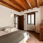 公寓 La Casa Sul Fiume 内索