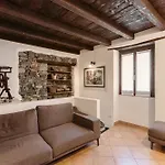 La Casa Sul Fiume 公寓