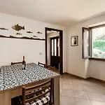 La Casa Sul Fiume * 内索