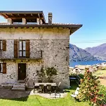 La Casa Sul Fiume * 内索