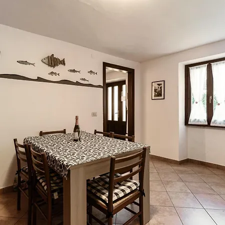 La Casa Sul Fiume 公寓