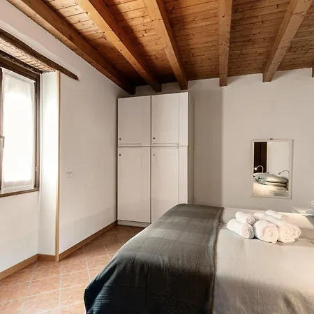 La Casa Sul Fiume Apartment
